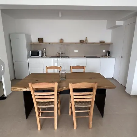 Apartments-m4 Neos Marmaras