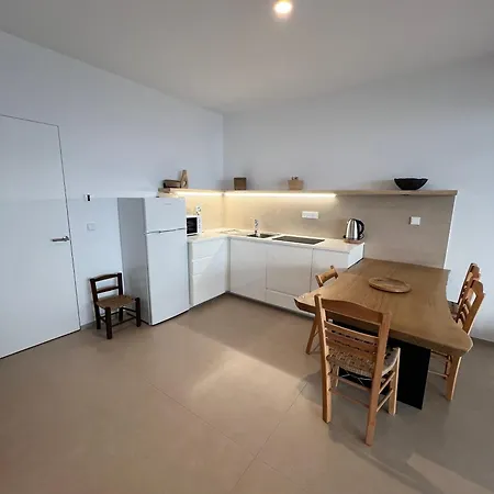 Apartments-m4 Neos Marmaras