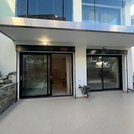 Apartments-m4 Apartment *