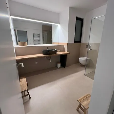 Apartments-m4 Διαμέρισμα *