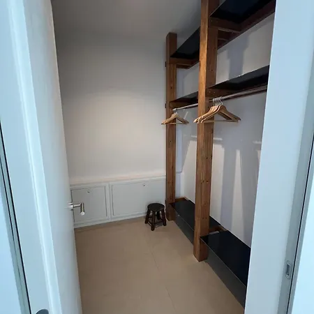 Apartments-m4 *