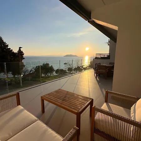 Apartments-m4 * Néos Marmarás