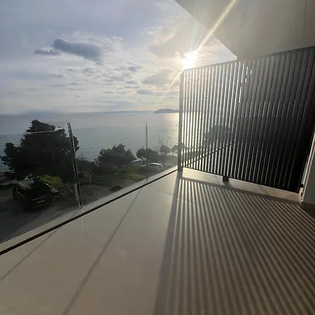 Apartment Apartments-m4
