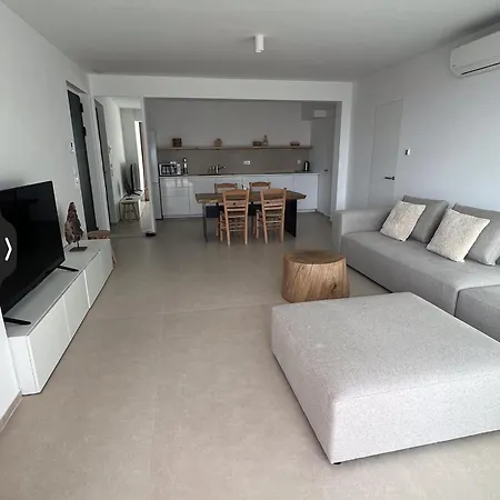 Apartments-m4 Néos Marmarás